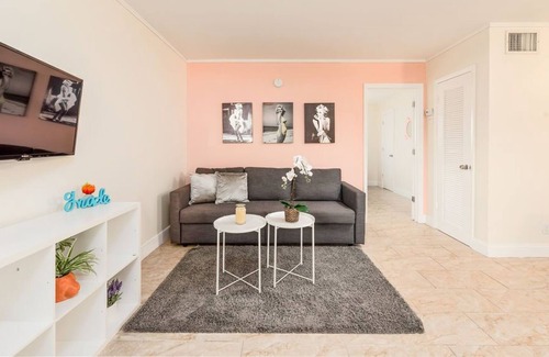 Coral Heights House | ♡CHIC Apt♡ By; Las Olas, Lauderdale By the Sea, Galleria Mall, and Fine Cuisine
