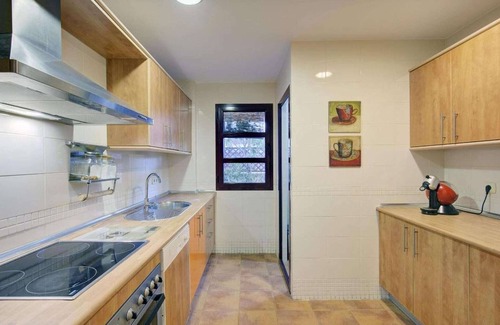 Norte Apartment | Chic Apt by Playa Granada