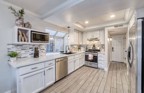 Raisin House | Chic Boho 3BR 2.5BA Home Located in the Heart of Fresno