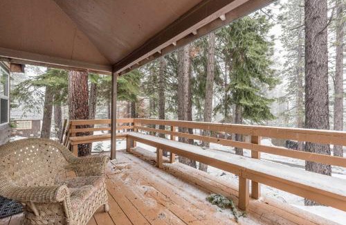 Carnelian Bay House | Chic Carnelian Bay Cabin