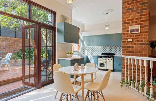 Balmain East House | Chic Coastal Living in Balmain East with Parking