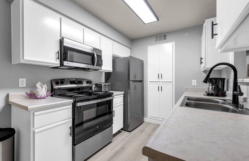 Northwest Reno Condo | Chic Condo in Reno