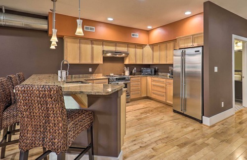 Sullivan County Condo | Chic Downtown Escape, 8 Miles to Motor Speedway!