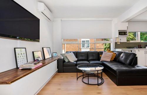 Elwood Apartment | Chic Elwood 1BR Apt with Free Parking