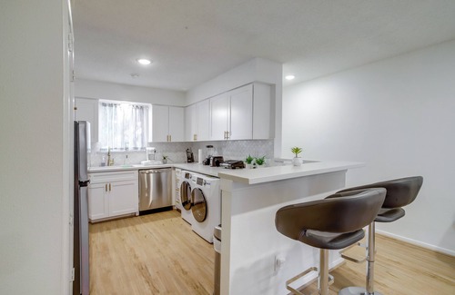 Walden on Lake Conroe Condo | Chic Montgomery Condo w/Balcony + Pool Access!