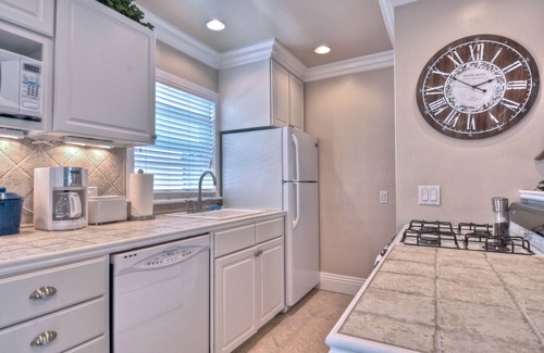 San Clemente Condo | Chic Pier Bowl condo with patio - only 1 block to the beach