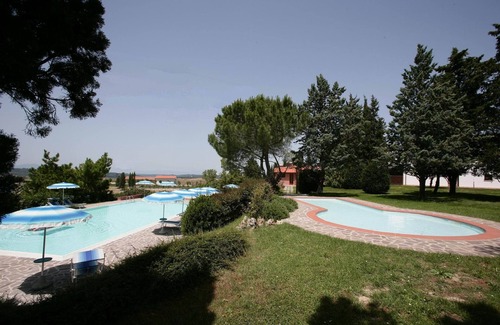 Montaione Apartment | Child friendly resort with pool and games, T 2 bathrooms