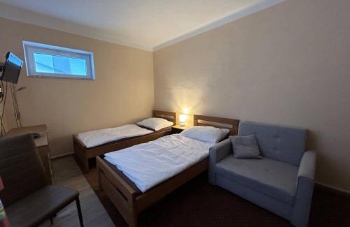 Tyn nad Vltavou House | Chocholáčovna