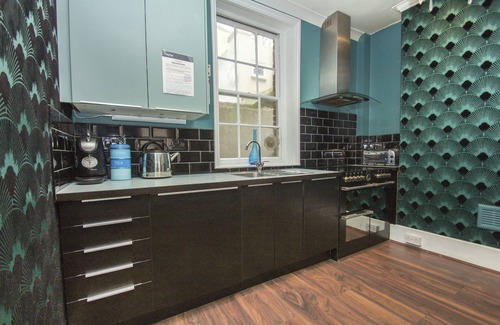 Brighton City Centre House | Chocolate Box Central by Brighton Holiday Lets