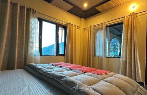 Ukhimath Hotel | Chopta Delights