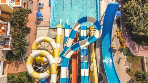 Rapaniana Resort | Chrispy Waterpark Resort - All inclusive