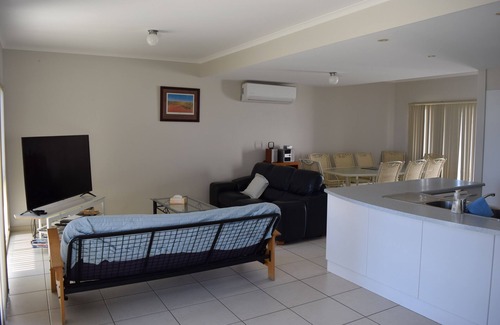 O'sullivan Beach House | Christies Starfish