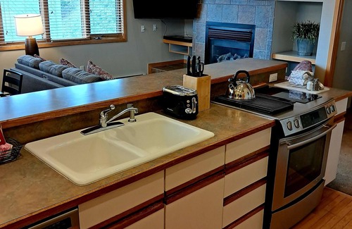 Baldy Mountain Condo | Christmas at Gold Point Resort in Breckenridge