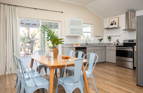 Yucca Valley House | Chuckwalla by AvantStay | Joshua Tree Haven w/Hot Tub & Modern Interior