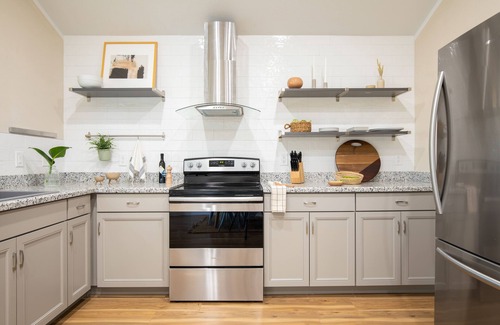 Yucca Valley House | Chuckwalla by AvantStay | Joshua Tree Haven w/Hot Tub & Modern Interior