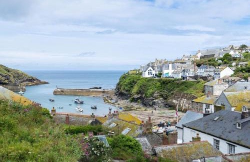 Port Isaac House | Church Hill House