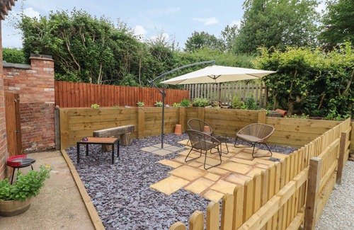 Abbots Bromley Cottage | CHURCH VIEW COTTAGE, pet friendly, with a garden in Rugeley