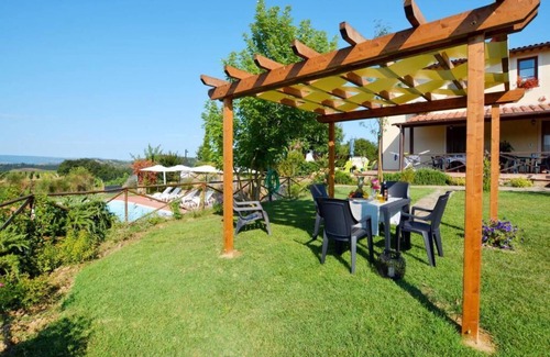 Certaldo Apartment | CICLAVERO - Casale Il Boschetto - JACUZZI & FITNESS OPEN AIR