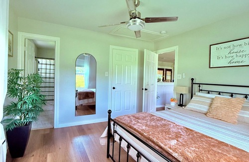 McKinney Other | Cielo’s Retreat, A Charming 3-bedroom farmhouse in McKinneyprincenton