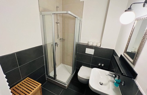 Kernstadt Apartment | City Apartment 3 Bedrooms Fast Wi-fi Kitchen