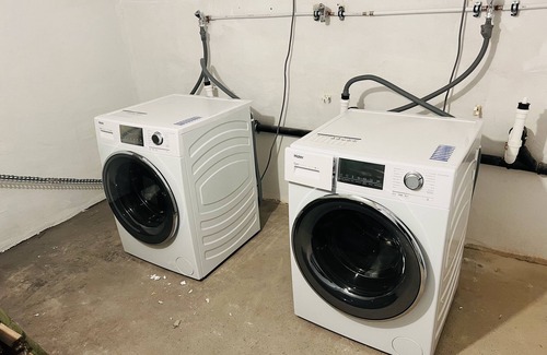 Kernstadt Apartment | City Apartment 3 Bedrooms Fast Wi-fi Kitchen