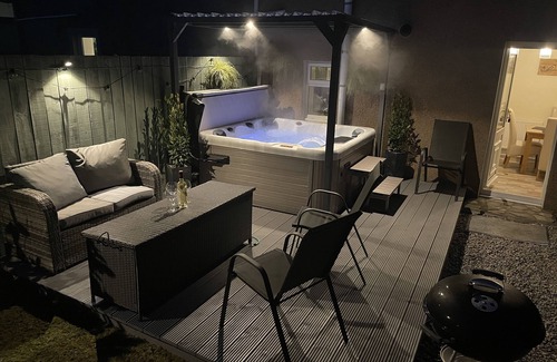 Inverness City Centre House | City Center Holiday Home.