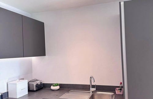 Manchester City Centre Apartment | City Centre - 2-bed High Rise Apartment - Sleeps 4