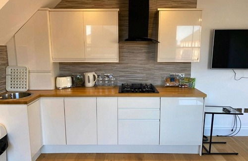 Hull Old Town Apartment | City Centre Duplex Sleeps 4 #H1