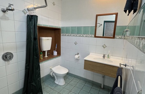 Paget Hotel | City Gates Motel