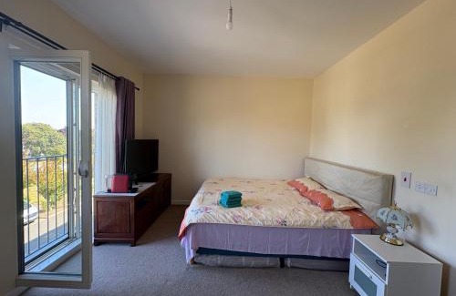 Muirhouse House | City Getaway - Homestay