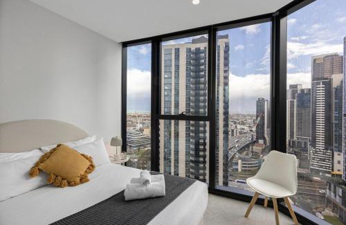 Southbank Apartment | City lights & Casino nights