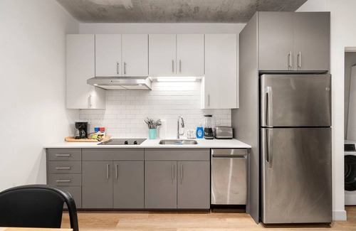 River North House | City Studio Escape Bright, Sleek & Modern
