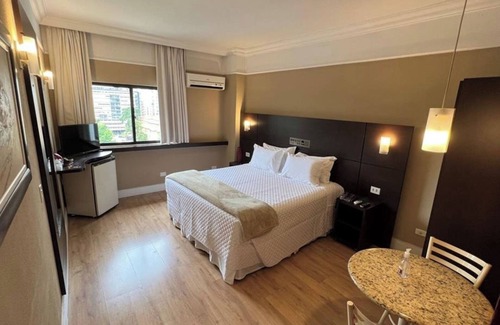 Republica Hotel | City Vibes & Comfort: 4 Spacious Rooms Near República Subway, Ideal for Friends