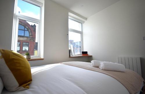 Northern Quarter House | CITYeSCAPE - 2BR apt 2 ensuite Sofa Bed NQ