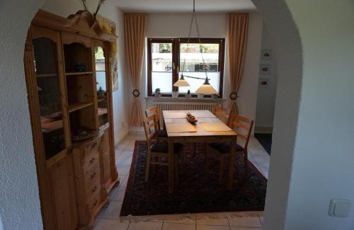 Niederberg Apartment | Citynahe Wohnung Festung Ehrenbreitstein 65m² mit großem Garten