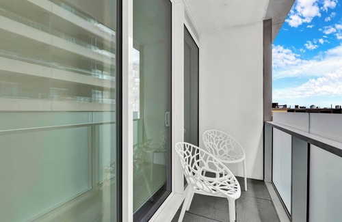 South Yarra Apartment | Claremont Suite 610