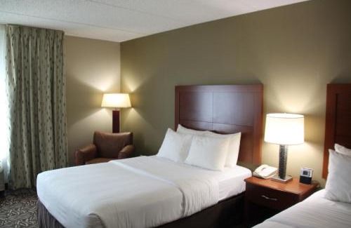 Cortland Hotel | Clarion Inn & Suites Cortland - University Area