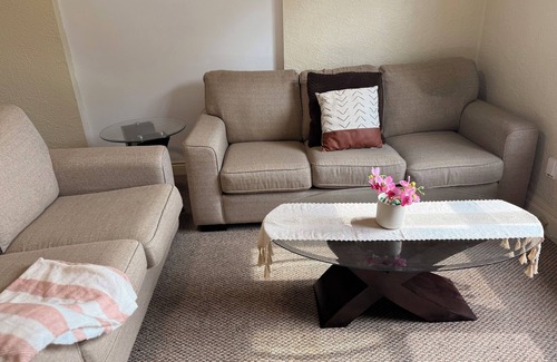 Chatham-Kent Apartment | Classic Grand Ground Level 1 bed Apartment in Downtown Chatham