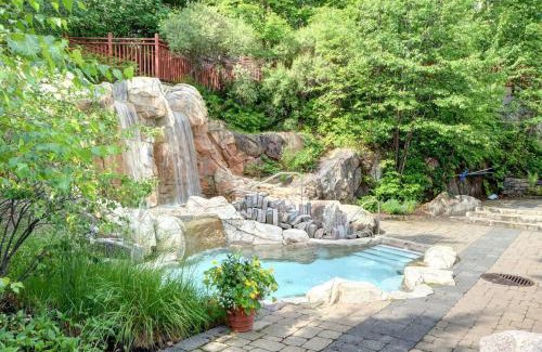 Tremblant-Les-Eaux House | Classic Les Eaux Chalet w Sauna near the Mountains