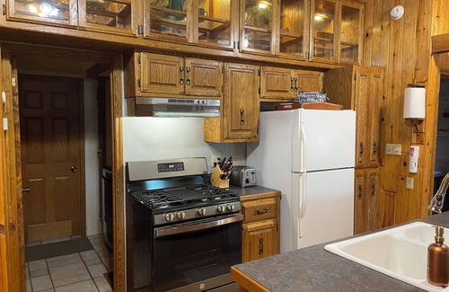 Hillman Cabin | Classically Charming, Quiet Lakeside Cabin less than 2 hours from the Cities