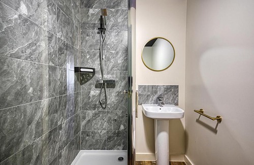 Southport Apartment | Classy 1 bedroom apartment in Southport