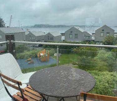 Randaberg Apartment | Classy apartment with a seaview!