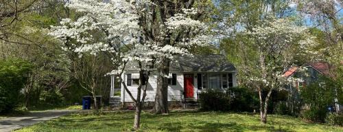 Winston - Salem House | Classy Catch