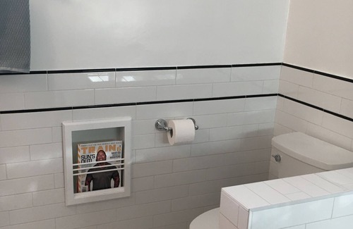 Canoga Park House | Classy, Peaceful West Hills Pool Home with Chefs Kitchen and Park Like Backyard!