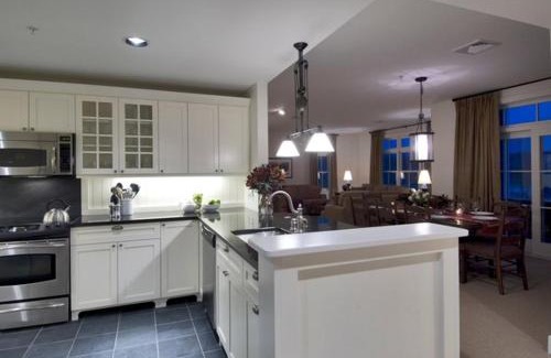 Warren Hotel | Clay Brook Hotel at Sugarbush