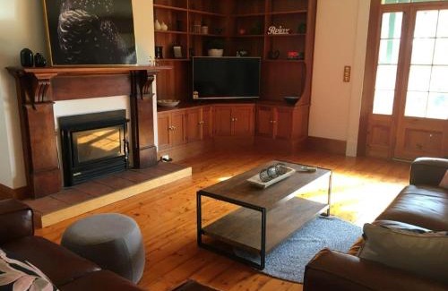 Bishopsbourne House | CLAYFIELD HOMESTEAD - rustic country accommodation