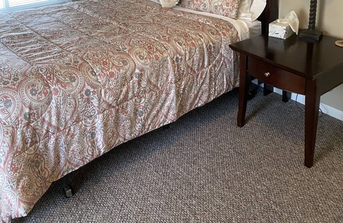 Clayton Apartment | Clayton #2 Cozy, Clean, and Convenient apartment