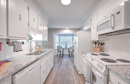 Goose Creek House | CLEAN, COMFORTABLE, AND SPACIOUS NEAR CHARLESTON!