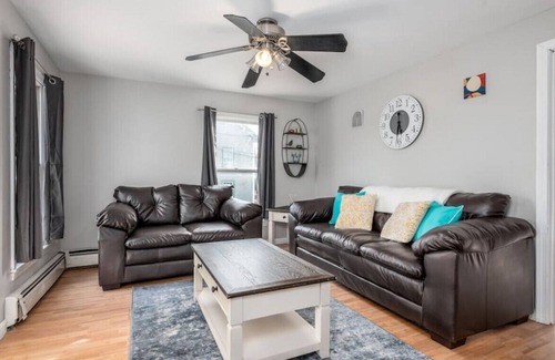 Biddeford Apartment | CLEAN & COZY 2 BEDROOM | CLOSE TO LOCAL BEACHES