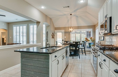Flower Mound House | Clean, Cozy, and Comfortable in Flower Mound. Very close to lake, parks, trails